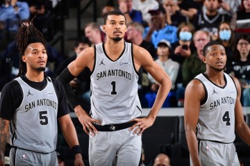 鲸鱼体育注册-文班亚马21+13加兰25分 马刺3人20+击沉快船